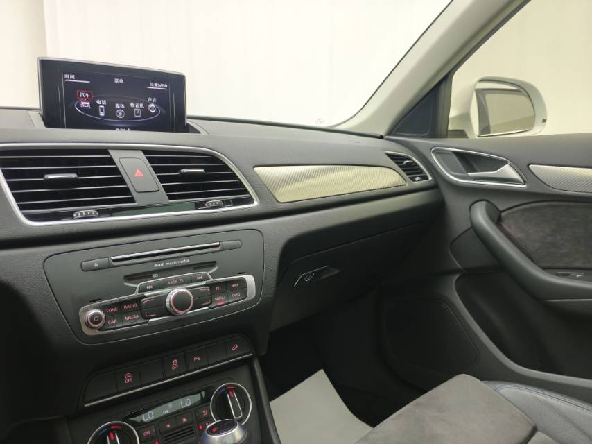 Audi Q3 2018 #14 Audi Q3 2018 car image #14