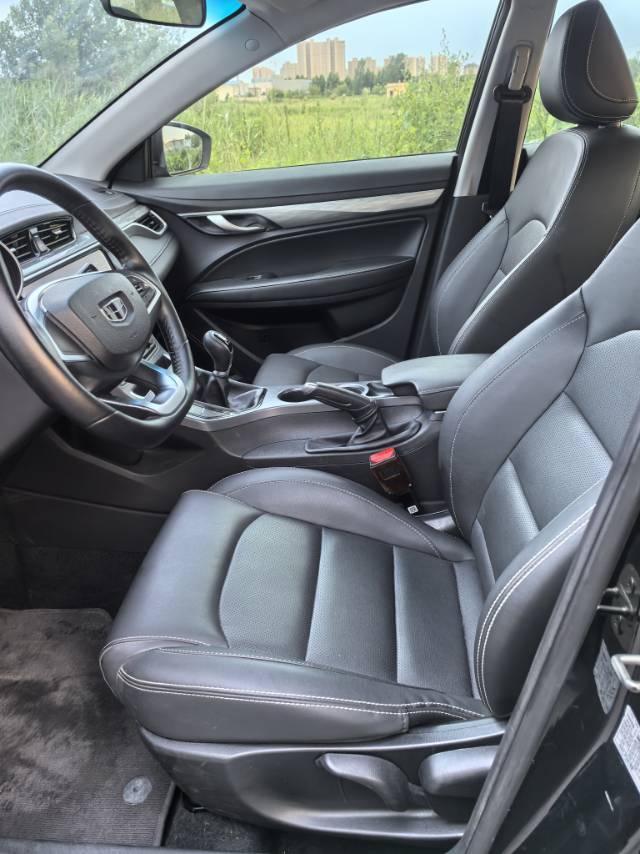 GEELY Emgrand 2020 #7 GEELY Emgrand 2020 car image #7