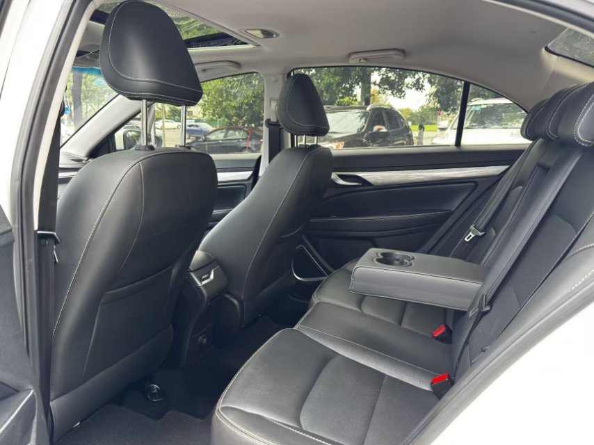 GEELY Emgrand 2020 car image #8