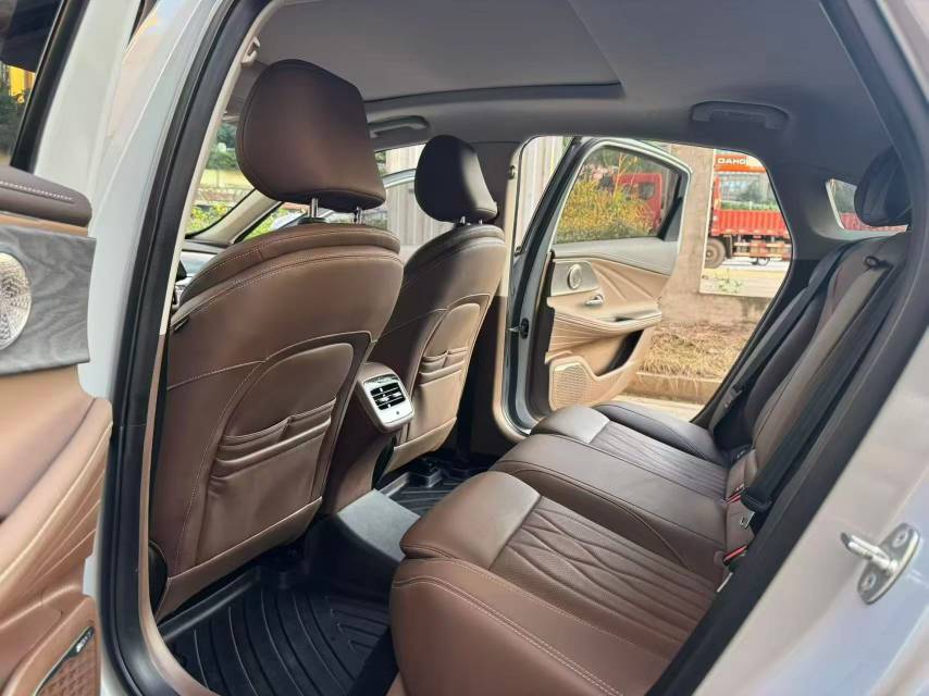 Chery Arrizo 8 2024 صورة سيارة #7