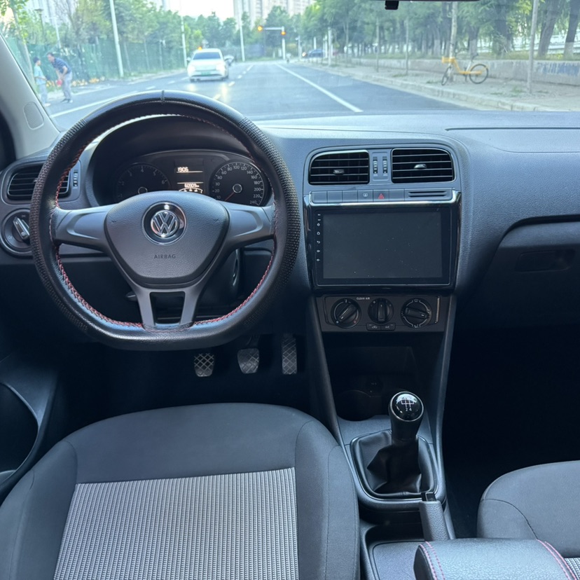 Volkswagen Polo 2017 #8 Volkswagen Polo 2017 car image #8