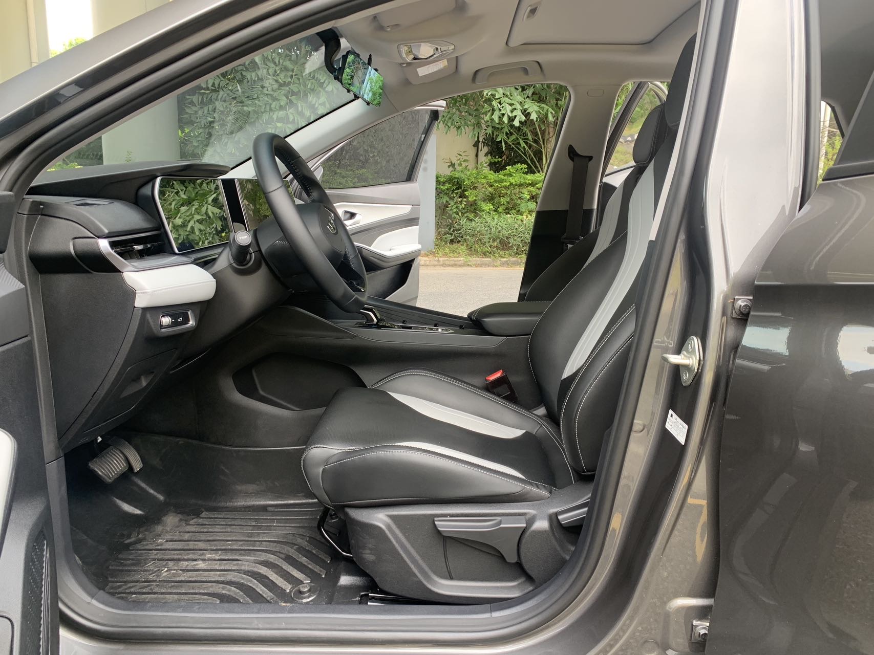 GEELY Binray 2023 #7 GEELY Binray 2023 car image #7