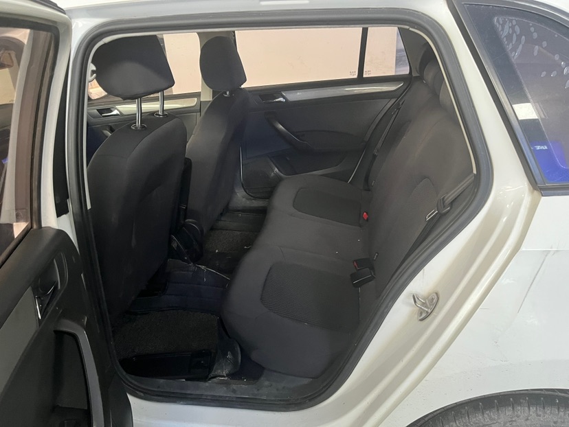 Volkswagen Santana 2017 car image #4