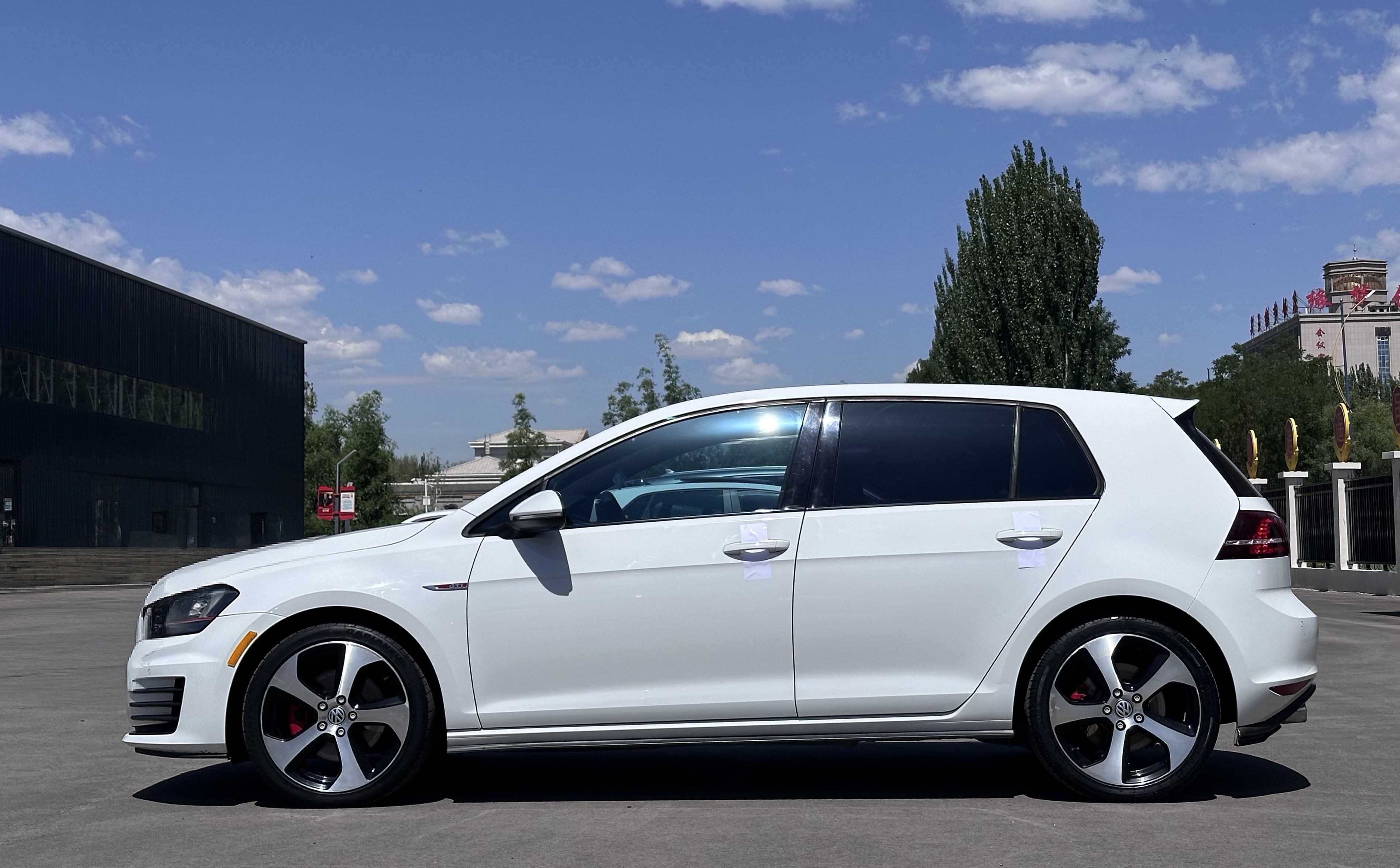 Volkswagen GolfGTI 2018 #7 Volkswagen GolfGTI 2018 car image #7