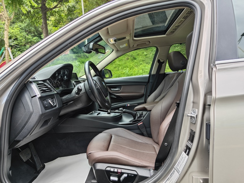 BMW 3 Series 2018 #7 BMW 3 Series 2018 car image #7