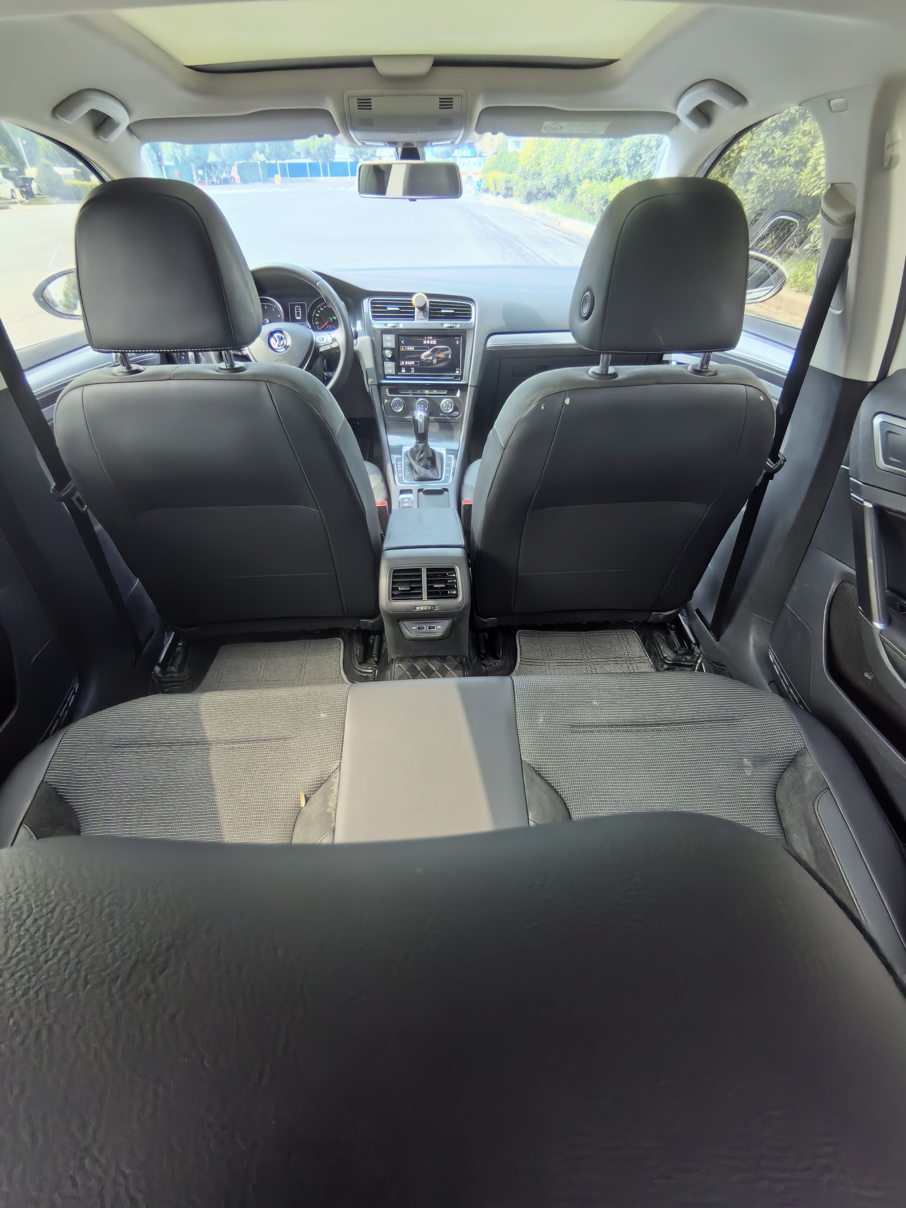 Volkswagen Golf 2019 #5 Volkswagen Golf 2019 car image #5
