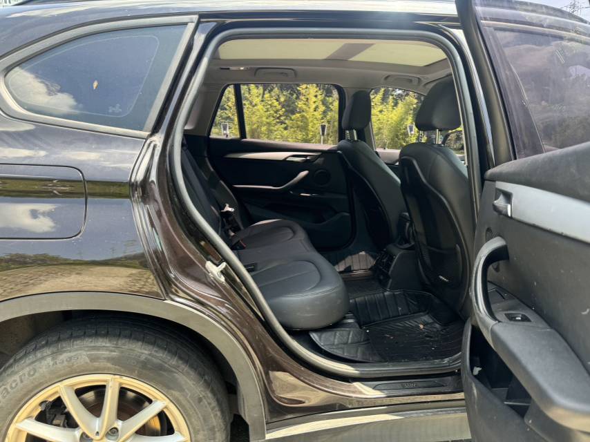 BMW X1 2018 #5 BMW X1 2018 car image #5