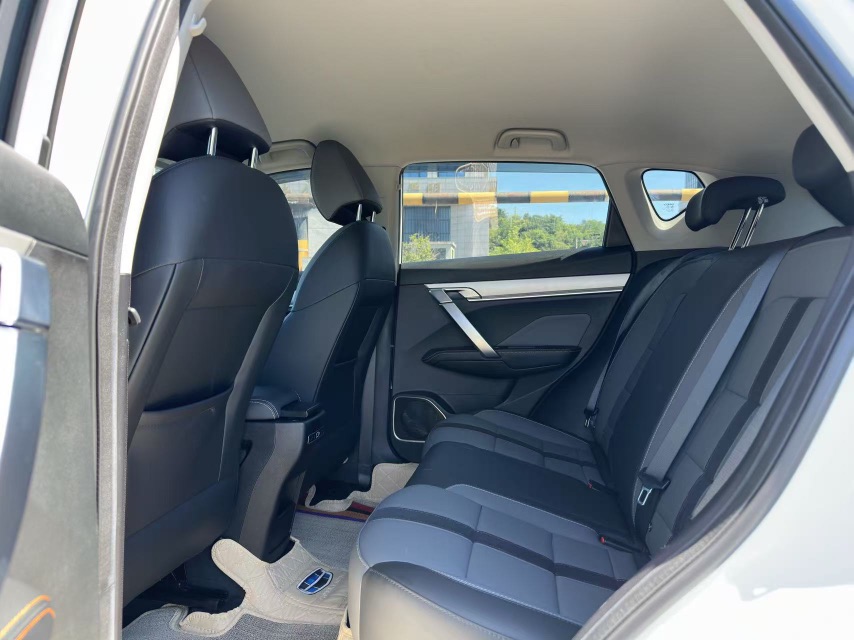 GEELY Coolray 2024 car image #8