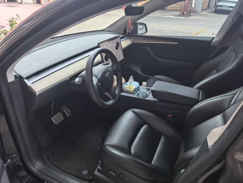 Tesla Model Y 2022 #7 Tesla Model Y 2022 car image #7