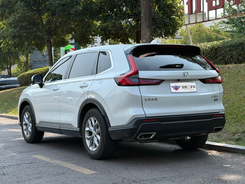 Honda CR-V 2025 car image #2