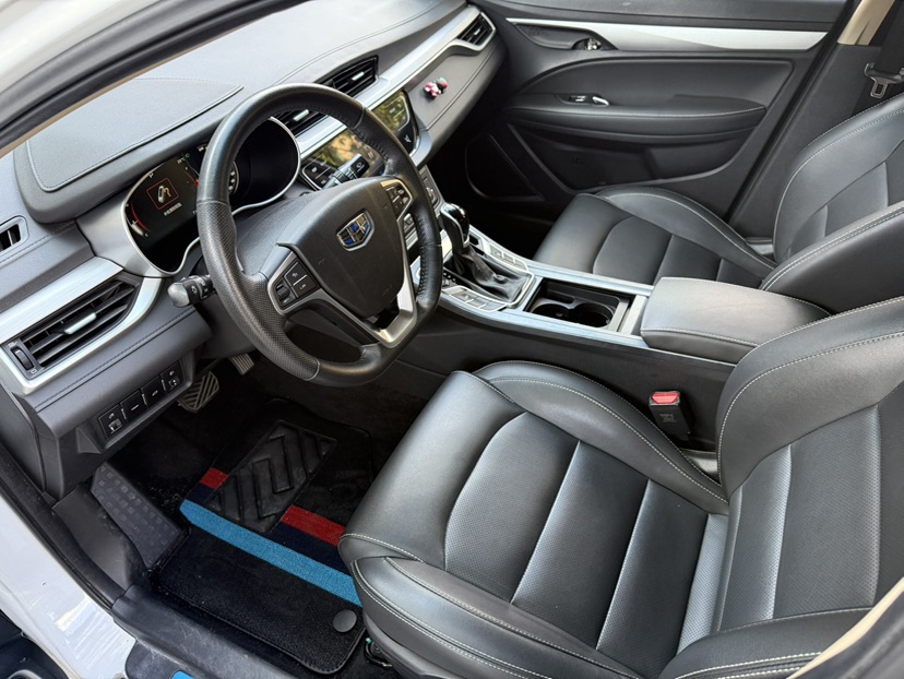 GEELY Emgrand 2019 car image #7