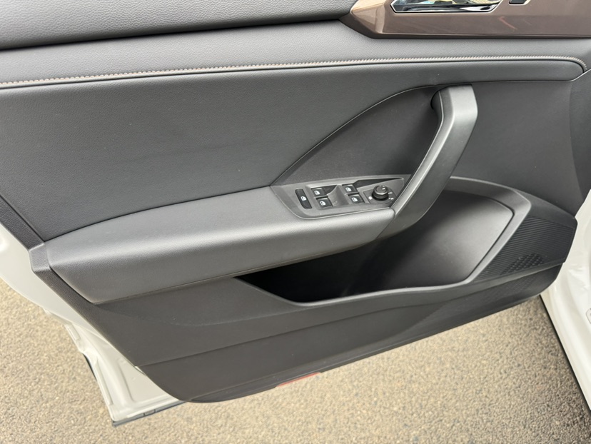 Volkswagen Tharu 2022 #11 Volkswagen Tharu 2022 car image #11
