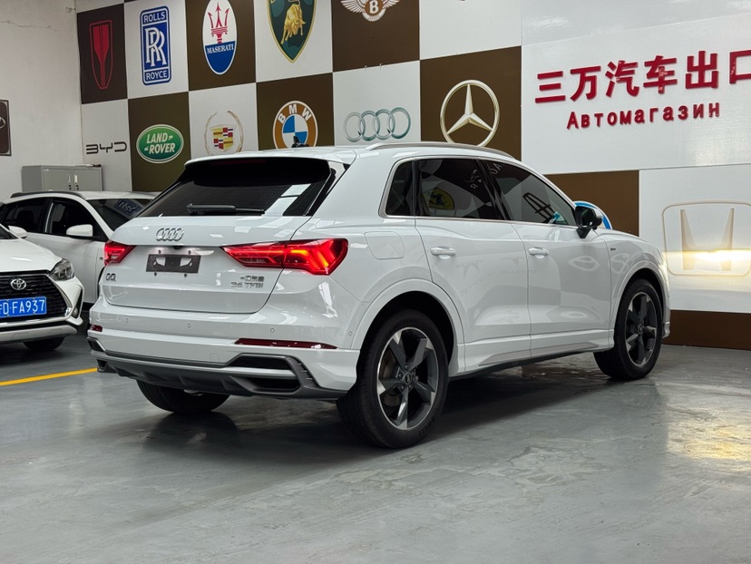 Audi Q3 2022 #6 Audi Q3 2022 car image #6