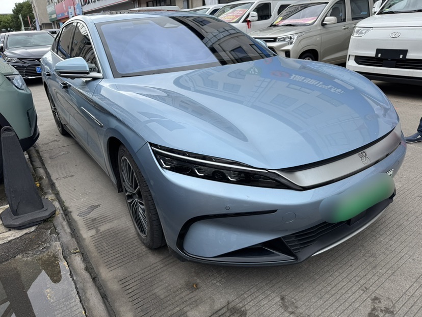 BYD Han 2024 car image #2