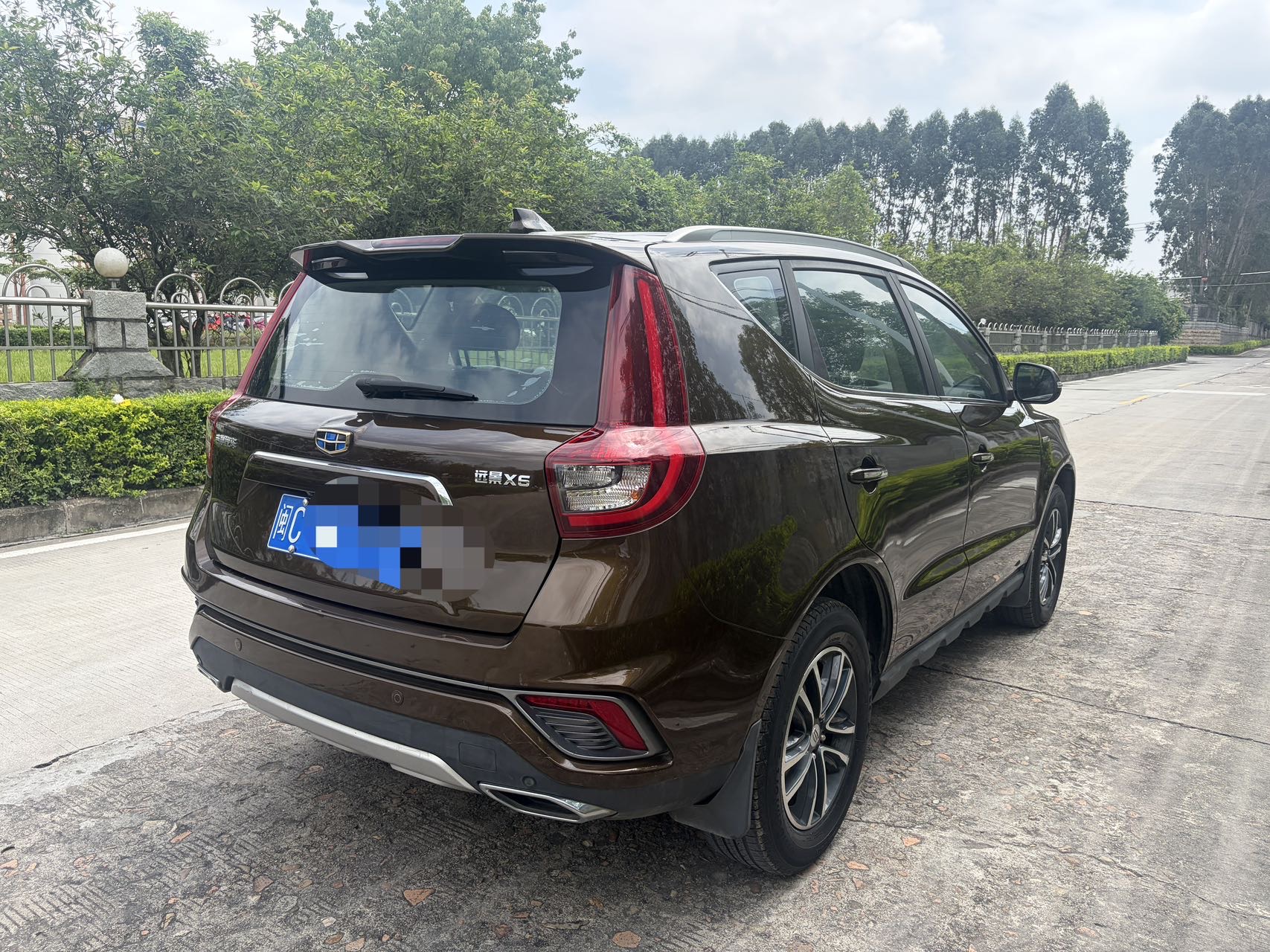 GEELY Vision X6 2019 car image #5
