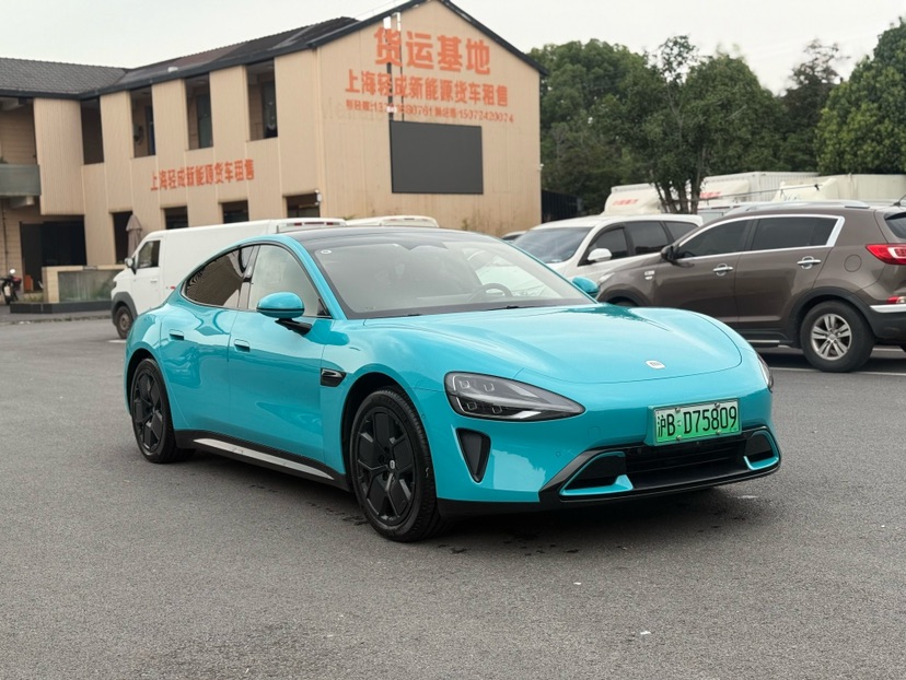 MI SU7 2025 car image #3