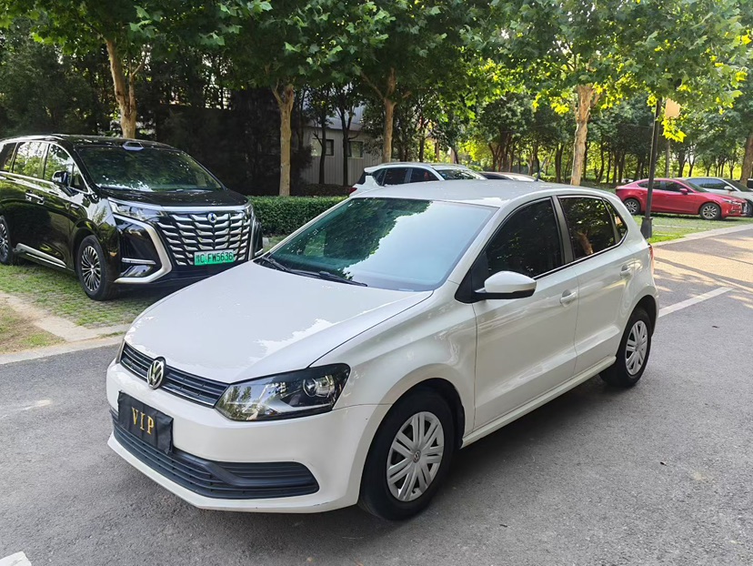 Volkswagen Polo 2019 car image 