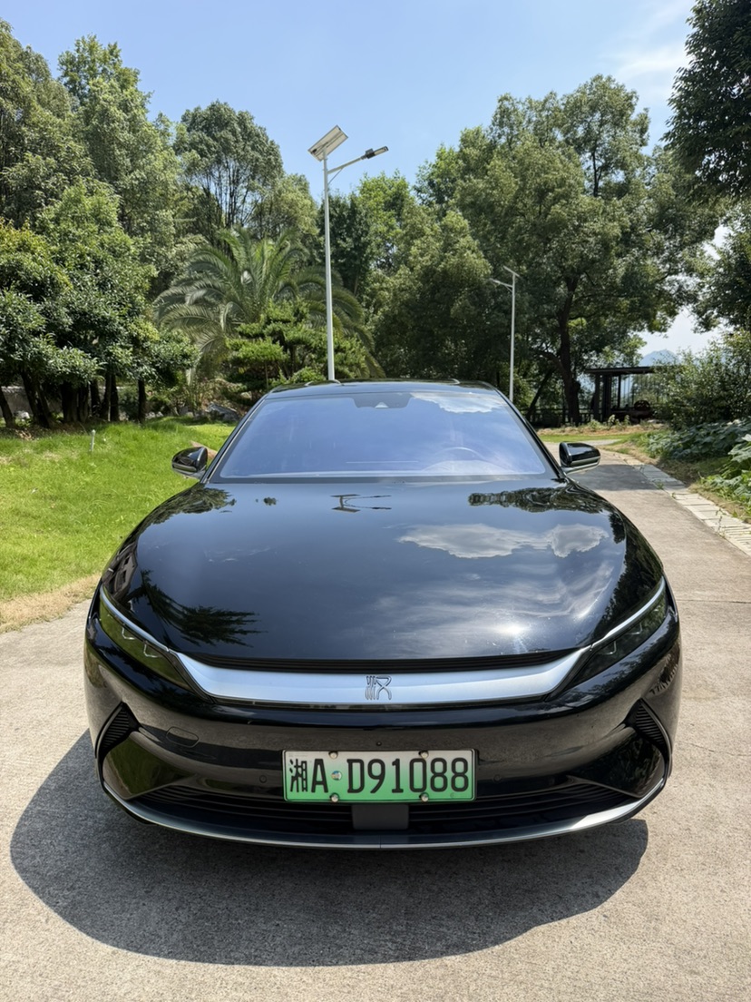 BYD Han 2022 #2 BYD Han 2022 car image #2