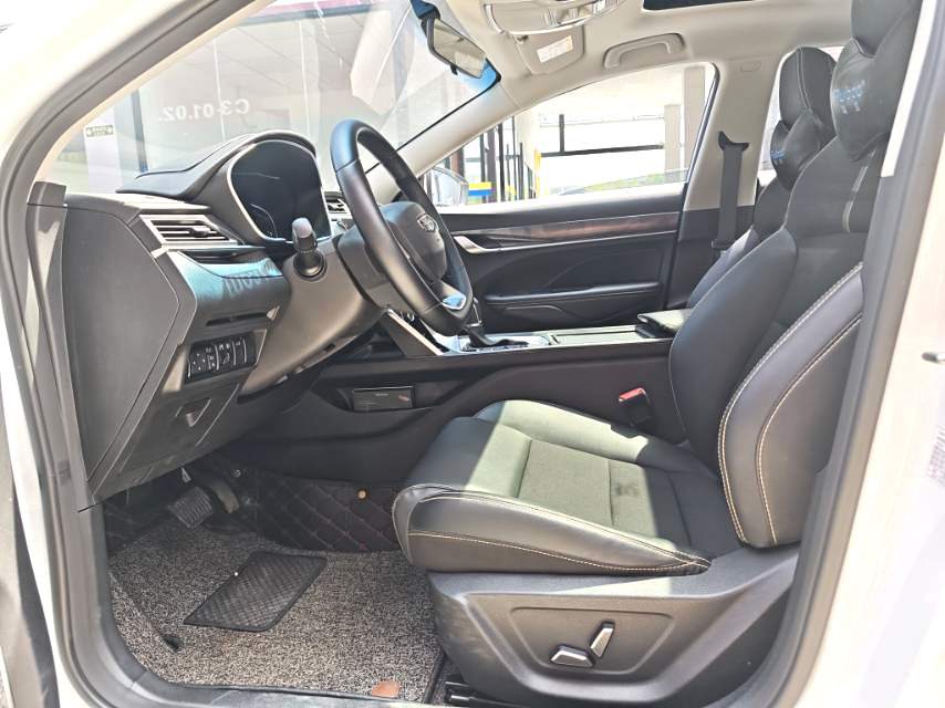 GEELY Binray 2021 car image #6