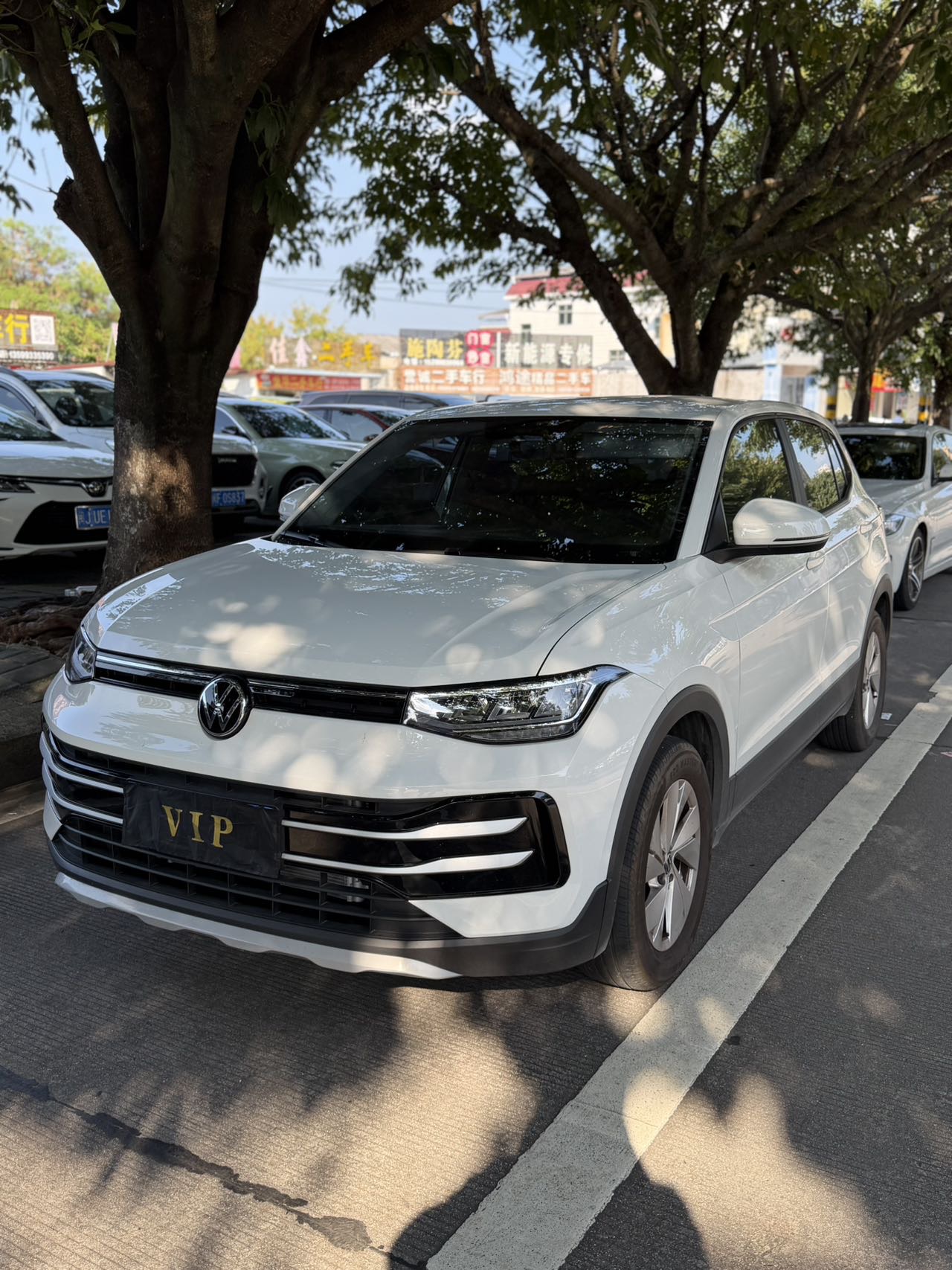 Volkswagen Tharu 2025 car image #3