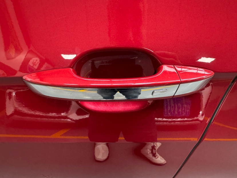 Volkswagen T-Cross 2022 car image #16
