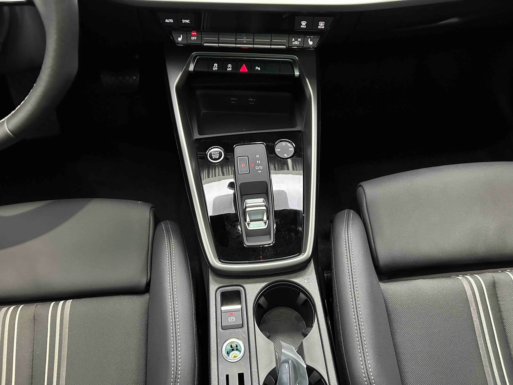 Audi A3 2023 car image #3