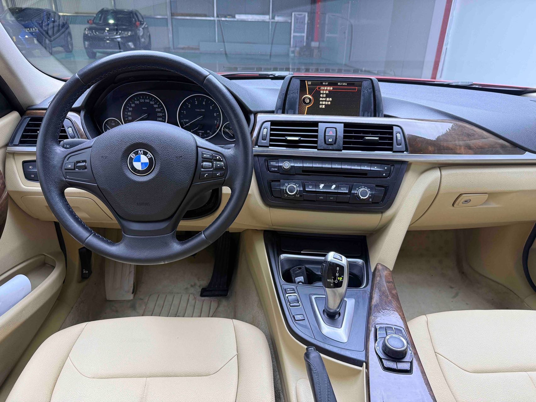 BMW 3 Series 2013 #8 BMW 3 Series 2013 car image #8