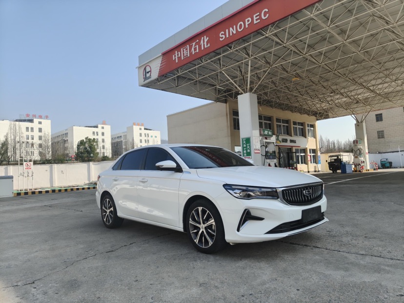 GEELY Emgrand 2024 car image #3