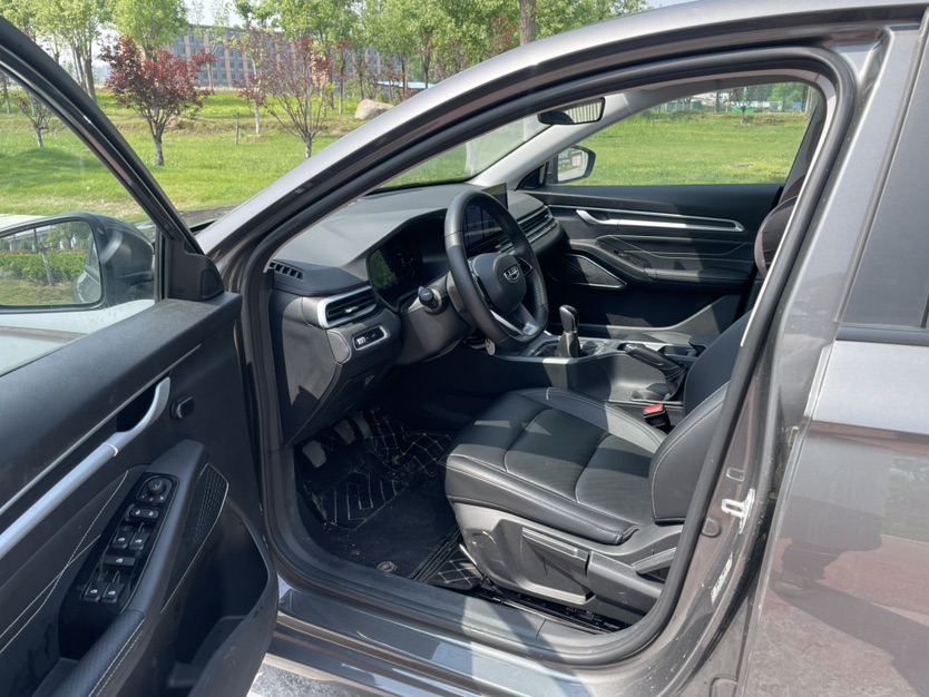 GEELY Emgrand 2023 #7 GEELY Emgrand 2023 car image #7