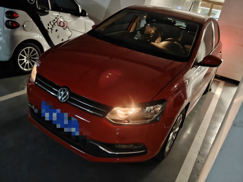 Volkswagen Polo 2014 car image 