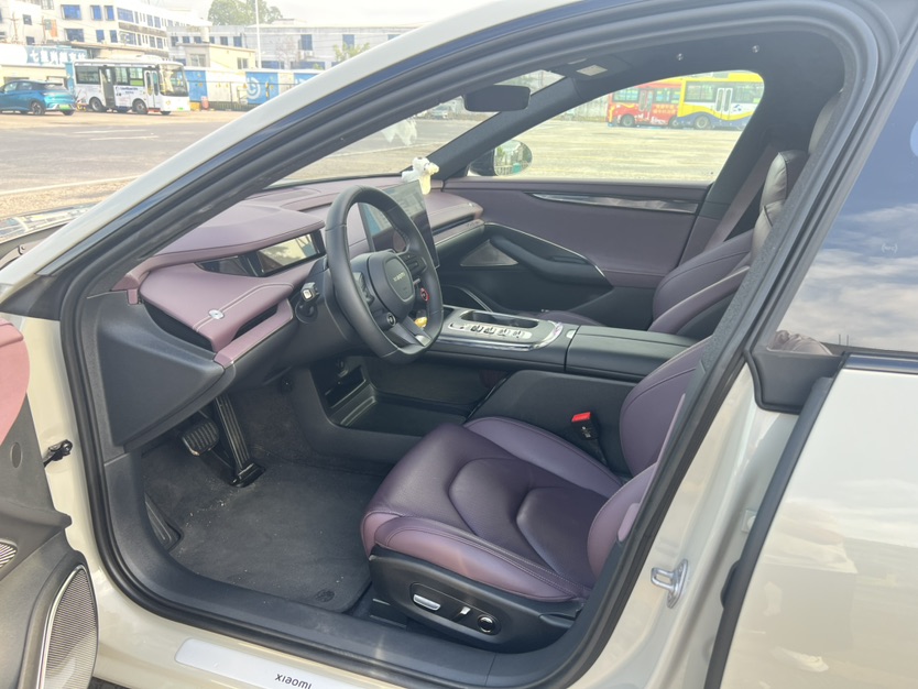 MI SU7 2025 car image #8