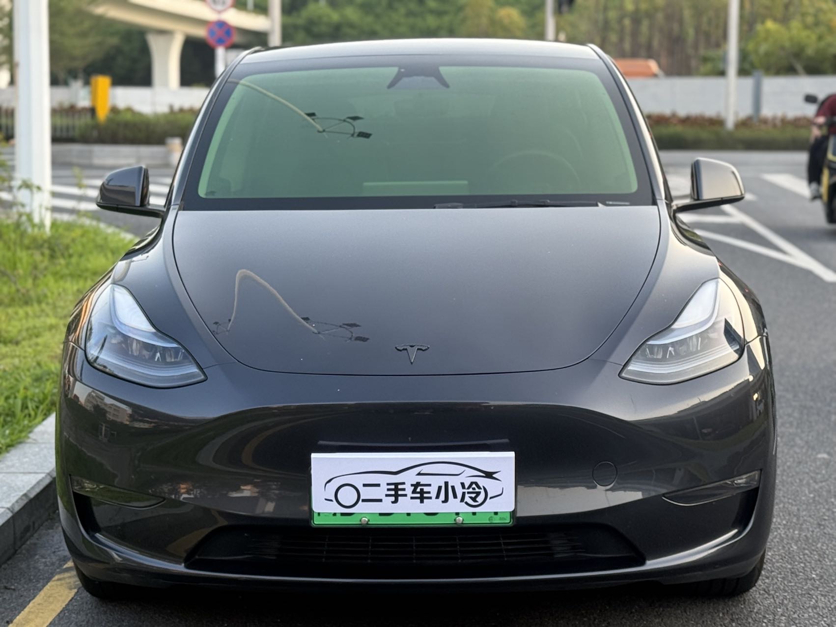Tesla Model Y 2024 #3 Tesla Model Y 2024 car image #3