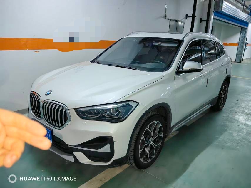 BMW X1 2022 BMW X1 2022 car image