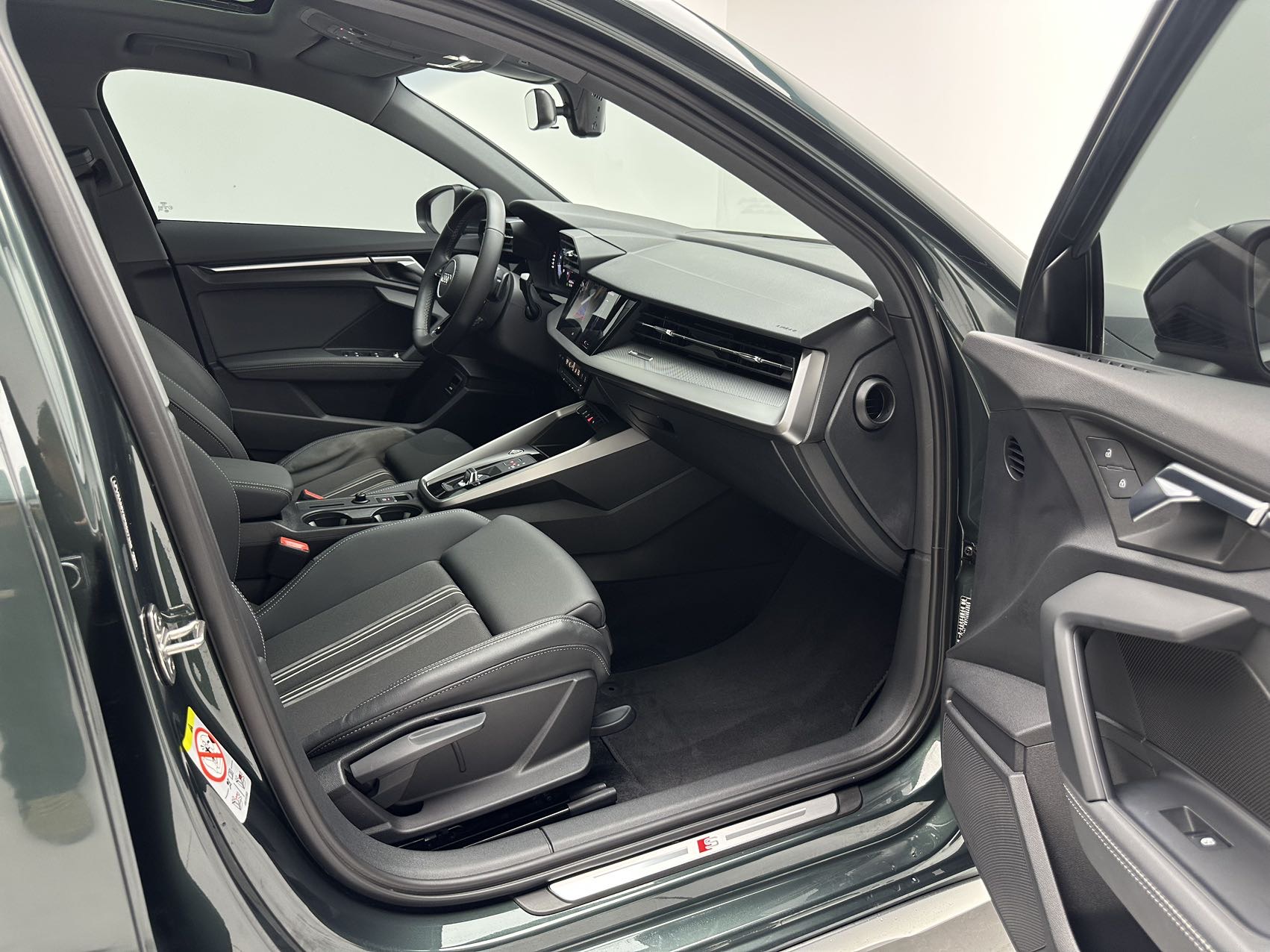 Audi A3 2023 car image #7