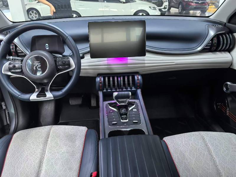 BYD Yuan Plus 2023 #5 BYD Yuan Plus 2023 car image #5