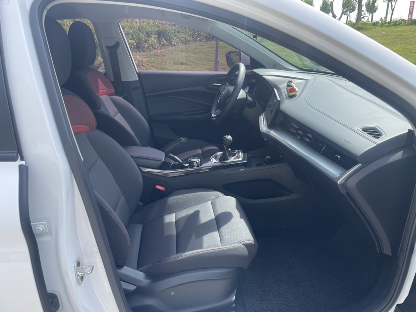 MG 5 2023 immagine di auto #12