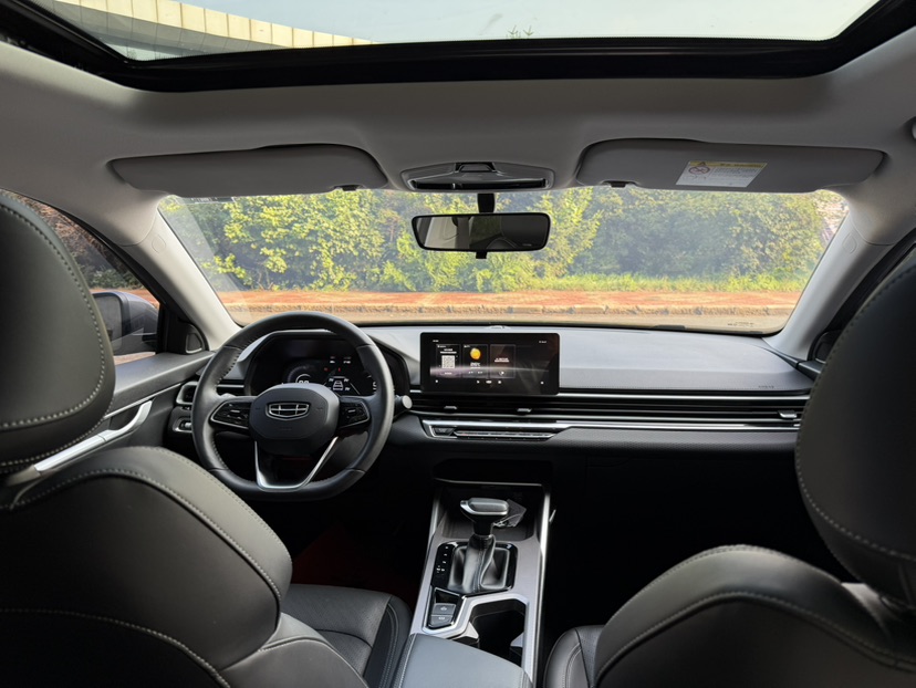 GEELY Emgrand 2023 #5 GEELY Emgrand 2023 car image #5