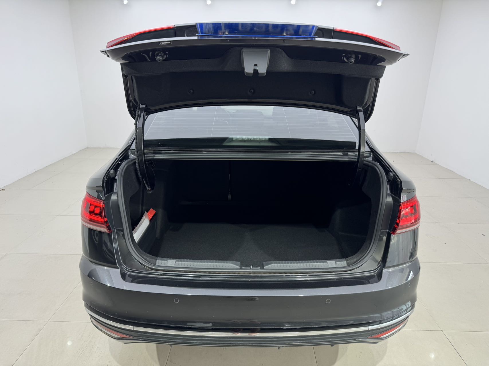 Volkswagen Bora 2023 car image #15