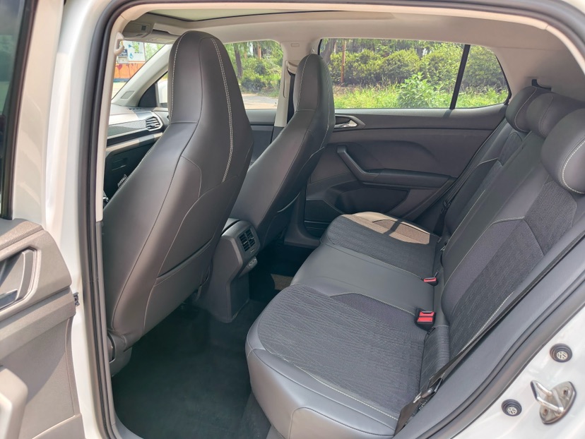 Volkswagen T-Cross 2020 #6 Volkswagen T-Cross 2020 car image #6
