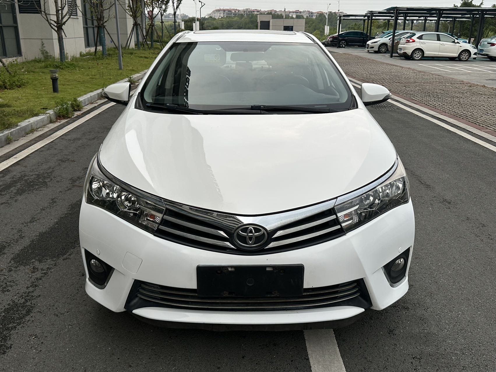 Toyota Corolla 2015 car image #2