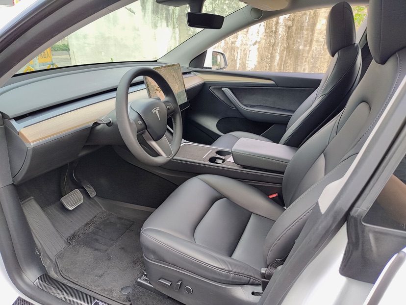 Tesla Model Y 2021 #3 Tesla Model Y 2021 car image #3