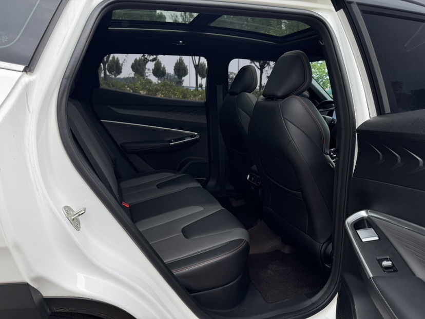 GEELY Boyue 2024 image de voiture #12