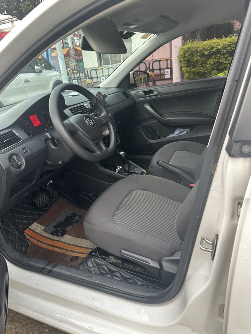 Volkswagen Santana 2020 car image #6