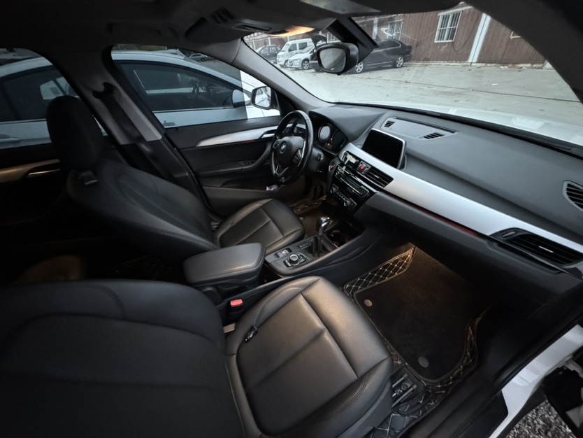 BMW X1 2018 #4 BMW X1 2018 car image #4