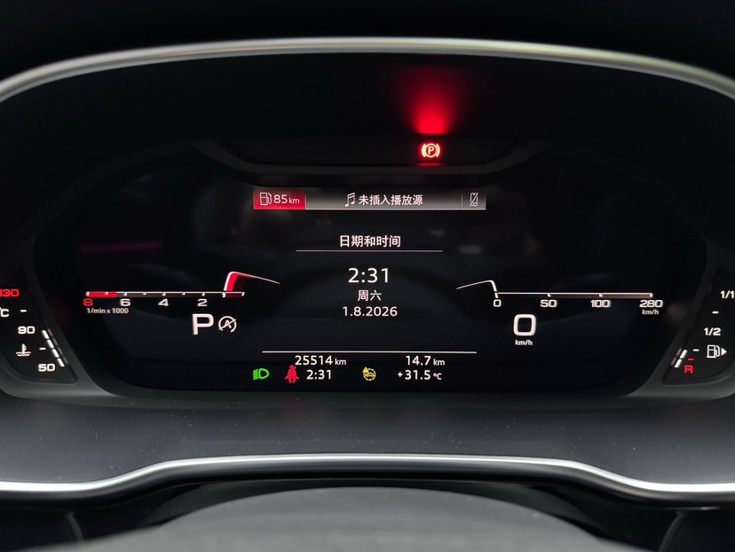 Audi Q3 2022 car image #22