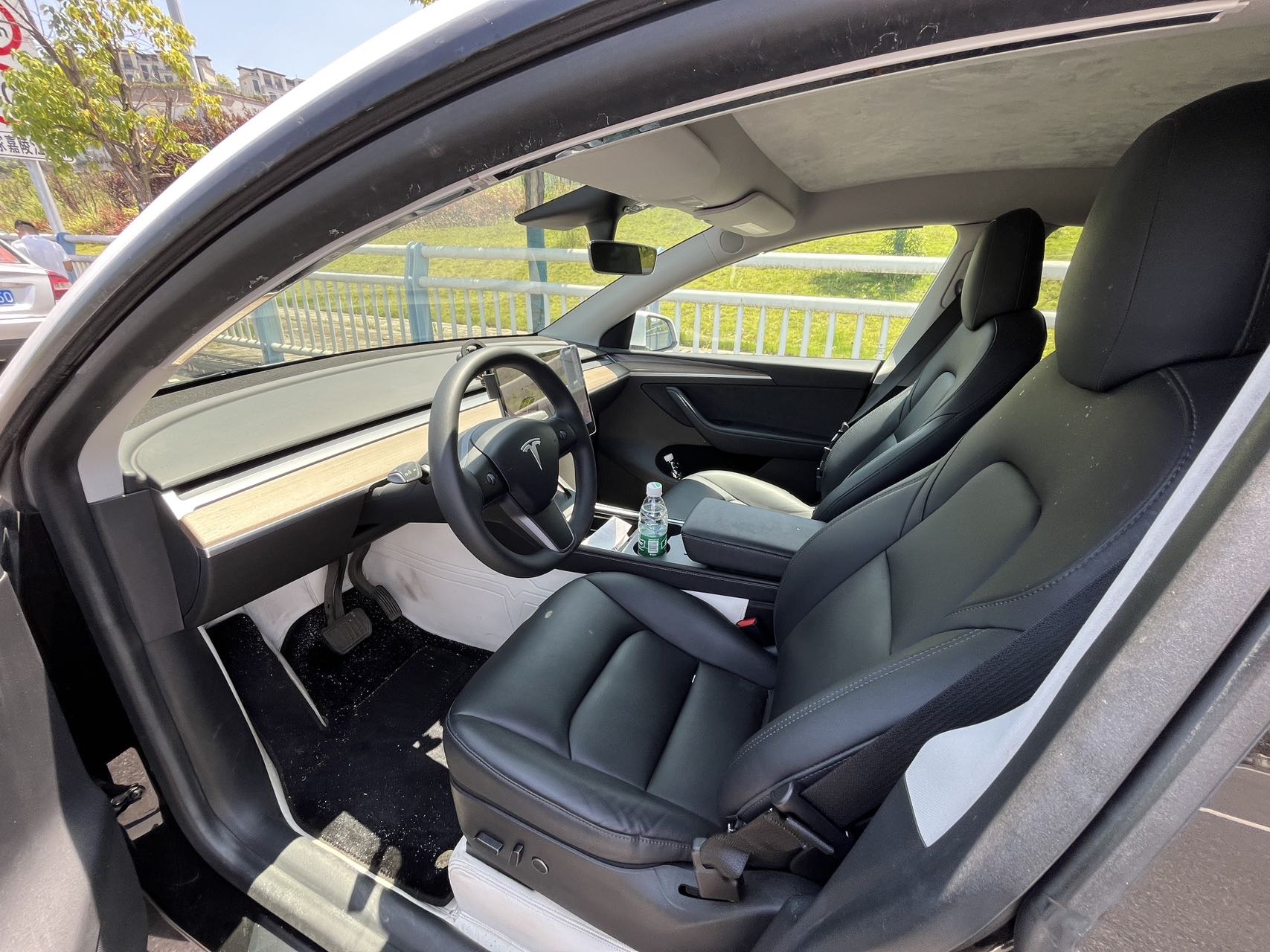 Tesla Model Y 2021 #7 Tesla Model Y 2021 car image #7