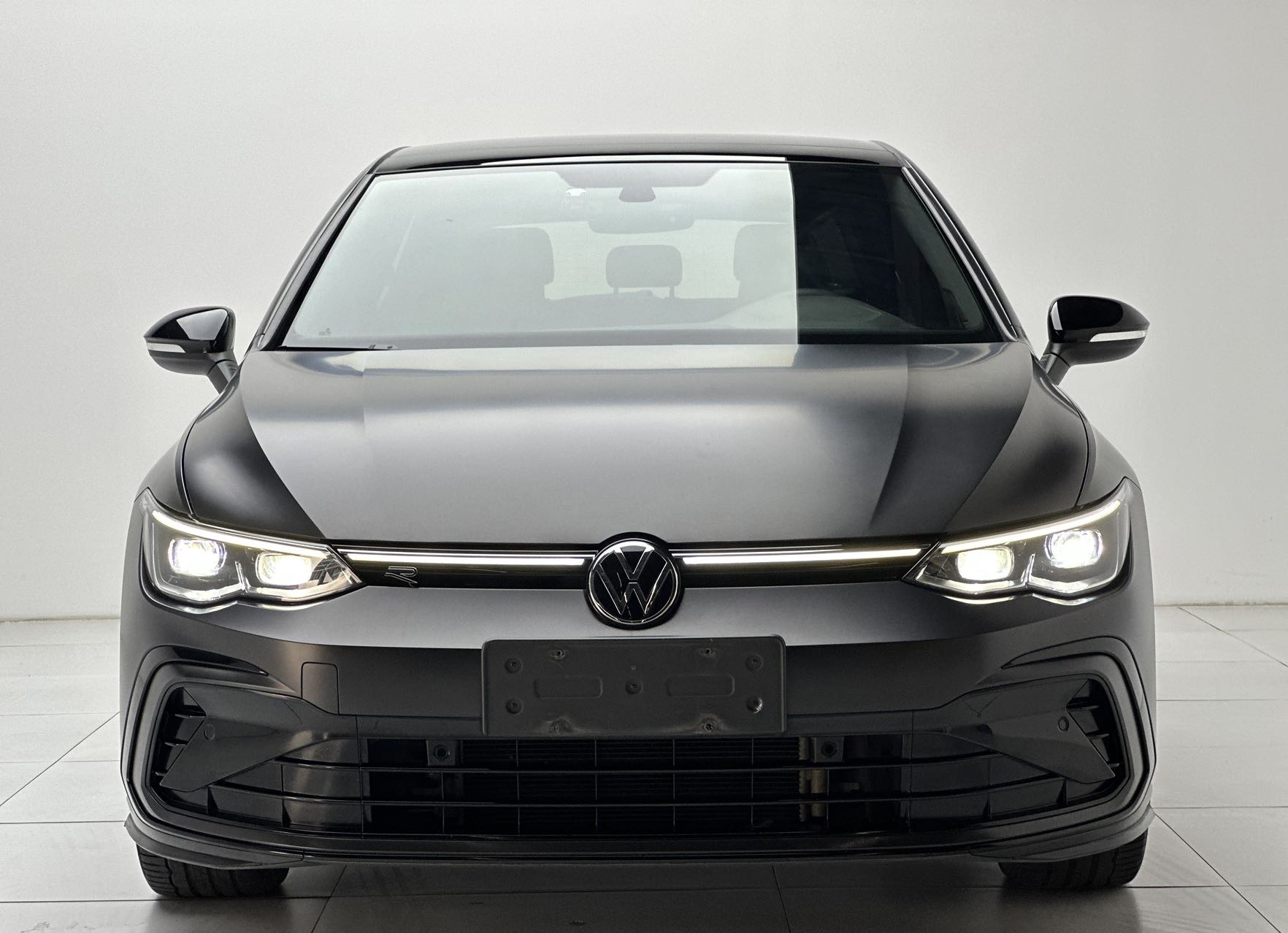 Volkswagen Golf 2022 car image #2