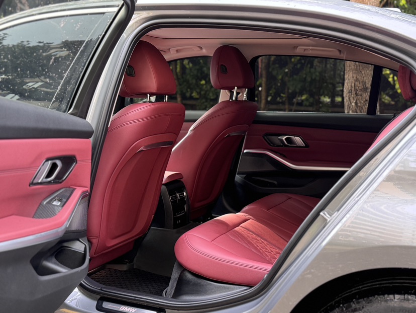 BMW i3 2023 car image #6