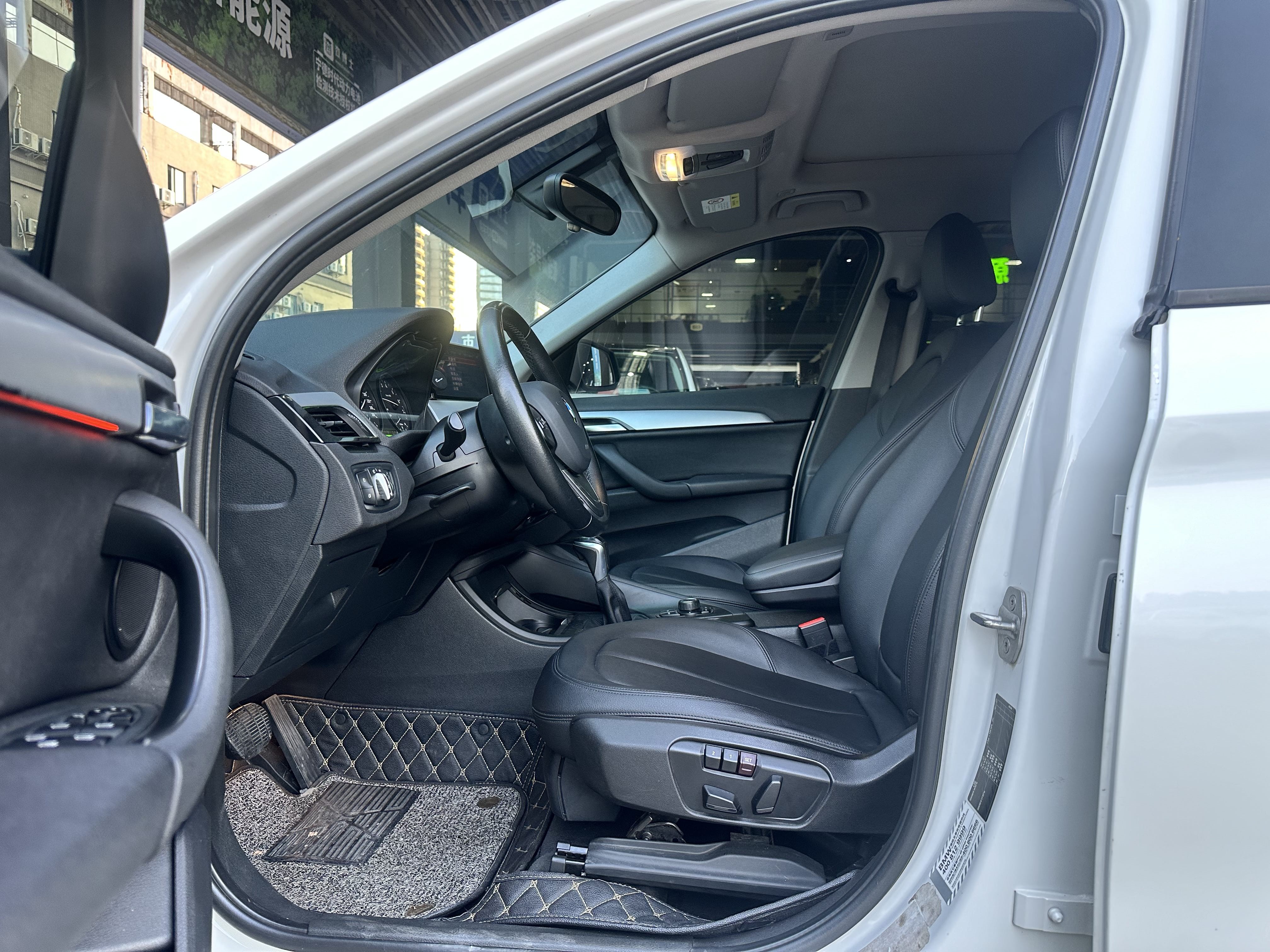 BMW X1 2017 #5 BMW X1 2017 car image #5