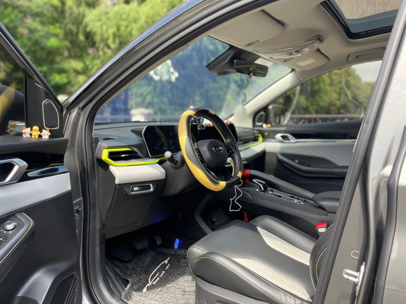 GEELY Coolray 2023 #4 GEELY Coolray 2023 car image #4